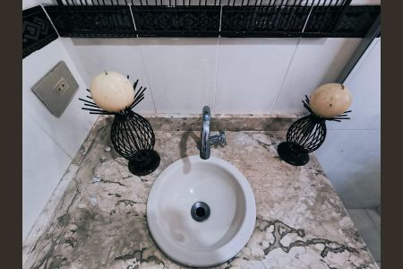 Apartamento para alugar com 84m², 3 quartos e 1 vaga Apartamento para alugar com 84m², 3 quartos e 1 vagaBanheiro