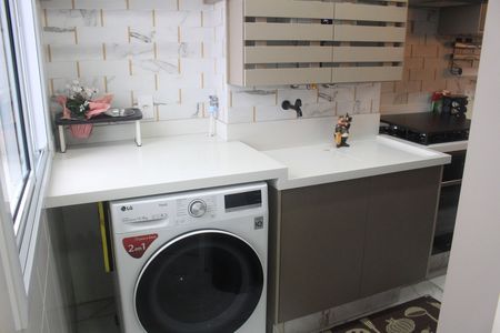 Apartamento à venda com 67m², 2 quartos e 1 vagaÁrea de Serviço