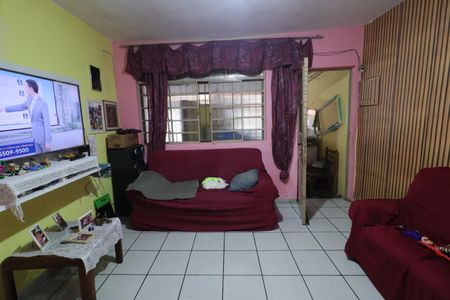 Casa à venda com 400m², 5 quartos e 6 vagasSala