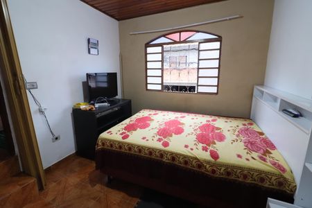 Casa à venda com 400m², 5 quartos e 6 vagasQuarto