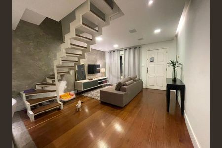 Casa à venda com 2 quartos, 114m² em Vila Gomes Cardim, São Paulo