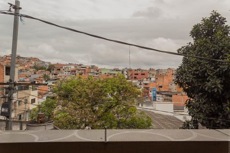 Casa à venda com 118m², 4 quartos e sem vaga Casa à venda com 118m², 4 quartos e sem vagaVaranda