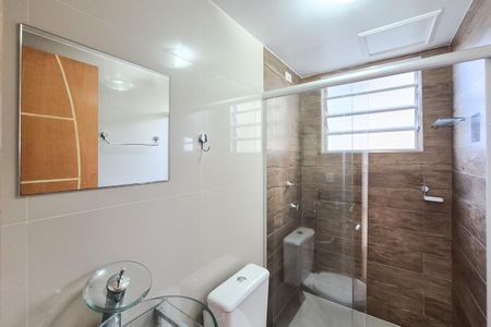 Apartamento à venda com 47m², 2 quartos e 1 vagaBanheiro Social