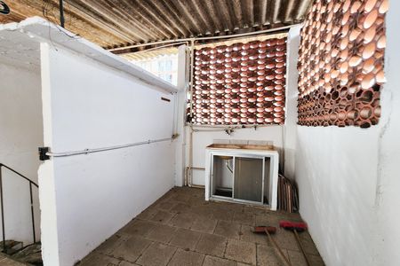 Apartamento à venda com 128m², 2 quartos e 1 vaga Apartamento à venda com 128m², 2 quartos e 1 vagaÁrea