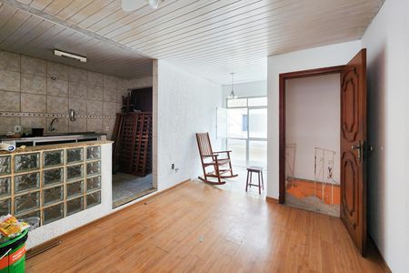 Apartamento à venda com 128m², 2 quartos e 1 vaga Apartamento à venda com 128m², 2 quartos e 1 vagaSala