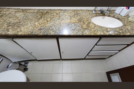 Apartamento para alugar com 37m², 1 quarto e 1 vaga Apartamento para alugar com 37m², 1 quarto e 1 vagaBanheiro