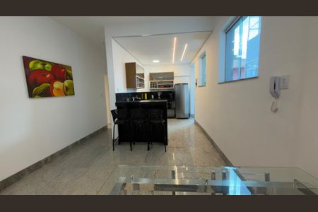 Sala de apartamento para alugar com 3 quartos, 90m² em Barroca, Belo Horizonte