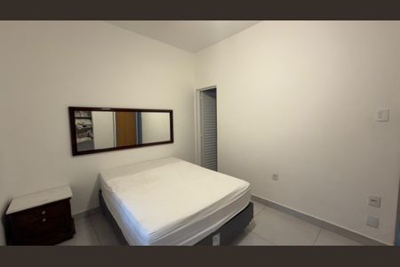 Apartamento para alugar com 73m², 2 quartos e sem vaga