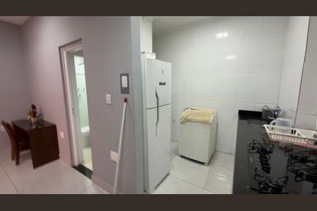 Apartamento para alugar com 73m², 2 quartos e sem vaga