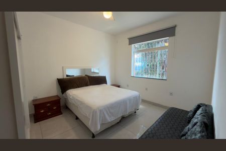 Apartamento para alugar com 73m², 2 quartos e sem vaga