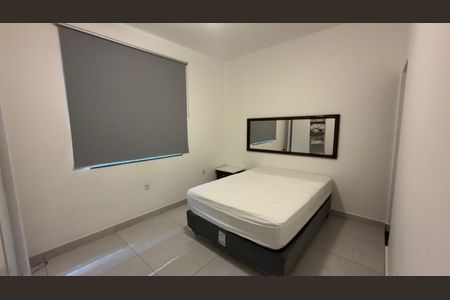 Apartamento para alugar com 73m², 2 quartos e sem vaga