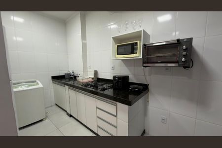 Cozinha de apartamento para alugar com 2 quartos, 73m² em Gutierrez, Belo Horizonte