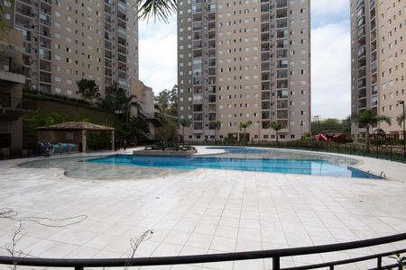 Apartamento à venda com 57m², 2 quartos e 1 vaga Apartamento à venda com 57m², 2 quartos e 1 vagaÁrea comum - Piscina