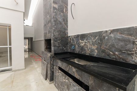 Casa para alugar com 193m², 3 quartos e 2 vagas Casa para alugar com 193m², 3 quartos e 2 vagasQuintal e Churrasqueira