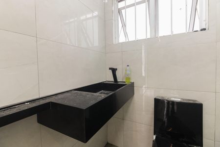 Casa para alugar com 193m², 3 quartos e 2 vagas Casa para alugar com 193m², 3 quartos e 2 vagasBanheiro Suíte