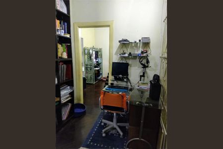 Casa à venda com 3 quartos, 245m² em Vila Monumento, São Paulo