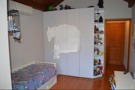 Casa à venda com 3 quartos, 300m² em Jardim dos Estados, São Paulo