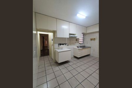 Casa à venda com 110m², 2 quartos e 2 vagas