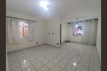 Casa à venda com 2 quartos, 110m² em Vila Romano, São Paulo