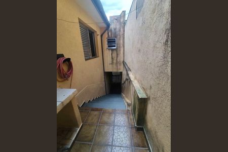 Casa à venda com 110m², 2 quartos e 2 vagas