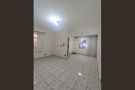 Casa à venda com 2 quartos, 110m² em Vila Romano, São Paulo