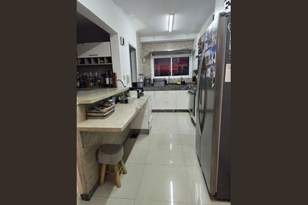 Apartamento à venda com 181m², 3 quartos e 2 vagas