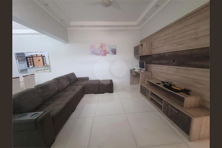 Casa à venda com 3 quartos, 250m² em Jardim Penha, São Paulo