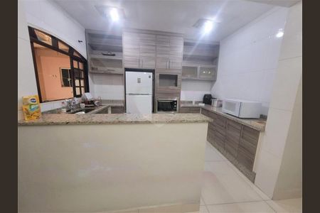 Casa à venda com 3 quartos, 250m² em Jardim Penha, São Paulo