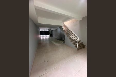 Casa à venda com 270m², 3 quartos e 3 vagas