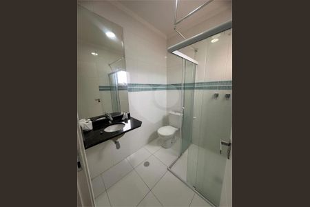 Casa à venda com 270m², 3 quartos e 3 vagas
