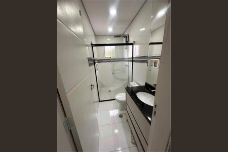 Casa à venda com 3 quartos, 270m² em Vila Antonina, São Paulo