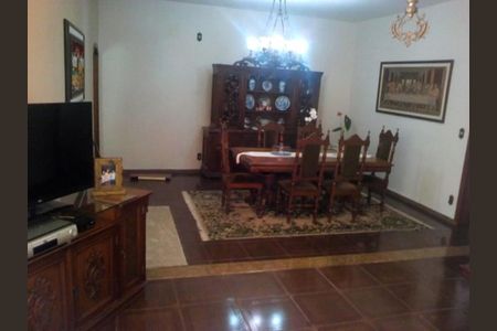 Casa à venda com 3 quartos, 360m² em Vila Talarico, São Paulo