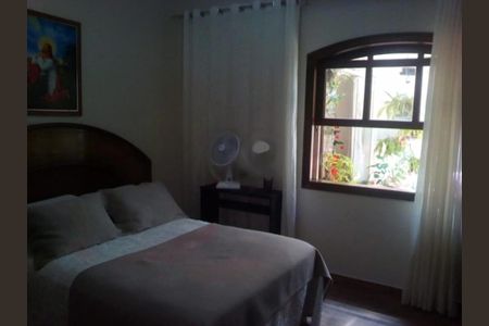 Casa à venda com 3 quartos, 360m² em Vila Talarico, São Paulo