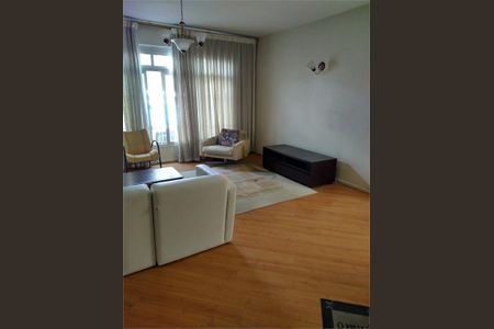 Casa à venda com 3 quartos, 250m² em Alto de Pinheiros, São Paulo