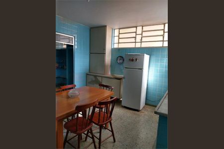 Casa à venda com 3 quartos, 250m² em Alto de Pinheiros, São Paulo