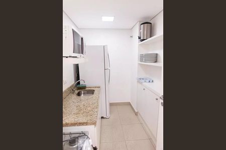 Cozinha de apartamento à venda com 3 quartos, 79m² em Bacacheri, Curitiba