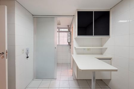 Apartamento para alugar com 110m², 3 quartos e 2 vagas Apartamento para alugar com 110m², 3 quartos e 2 vagasCozinha