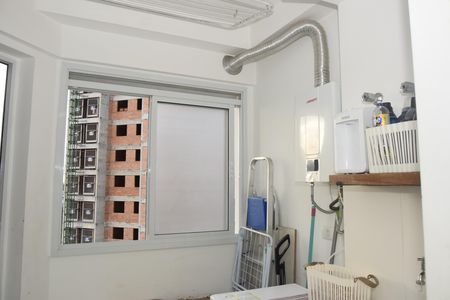 Lavanderia de apartamento para alugar com 3 quartos, 90m² em Parque Esplanada, Embu das Artes