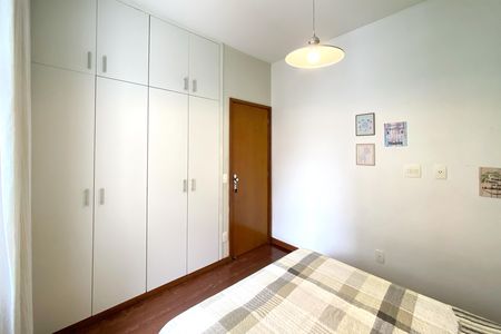 Apartamento à venda com 100m², 3 quartos e 2 vagas Apartamento à venda com 100m², 3 quartos e 2 vagasQuarto 3