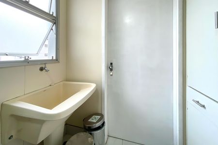 Apartamento à venda com 100m², 3 quartos e 2 vagas Apartamento à venda com 100m², 3 quartos e 2 vagasÁrea de Serviço