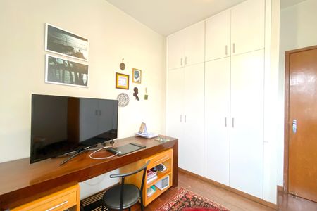 Apartamento à venda com 100m², 3 quartos e 2 vagas Apartamento à venda com 100m², 3 quartos e 2 vagasQuarto 2