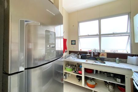 Apartamento à venda com 100m², 3 quartos e 2 vagas Apartamento à venda com 100m², 3 quartos e 2 vagasCozinha