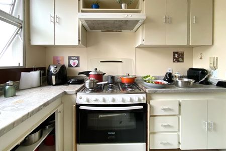 Apartamento à venda com 100m², 3 quartos e 2 vagas Apartamento à venda com 100m², 3 quartos e 2 vagasCozinha
