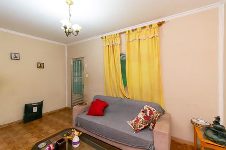 Casa à venda com 210m², 6 quartos e 1 vaga Casa à venda com 210m², 6 quartos e 1 vagaCasa 2 - Sala