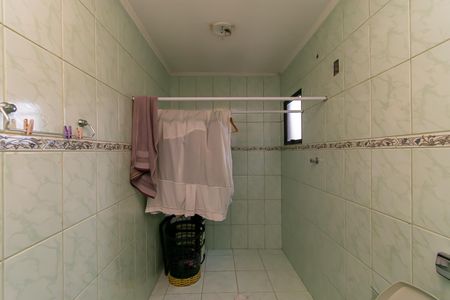 Casa à venda com 210m², 6 quartos e 1 vaga Casa à venda com 210m², 6 quartos e 1 vagaBanheiro da Suíte