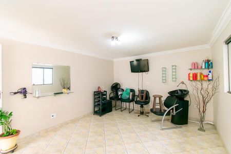 Casa à venda com 210m², 6 quartos e 1 vaga Casa à venda com 210m², 6 quartos e 1 vagaQuarto 4