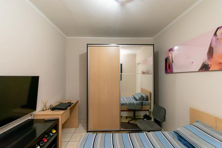 Casa à venda com 210m², 6 quartos e 1 vaga Casa à venda com 210m², 6 quartos e 1 vagaQuarto 1
