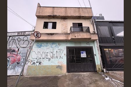 Fachada de casa à venda com 6 quartos, 210m² em Vila Formosa, São Paulo