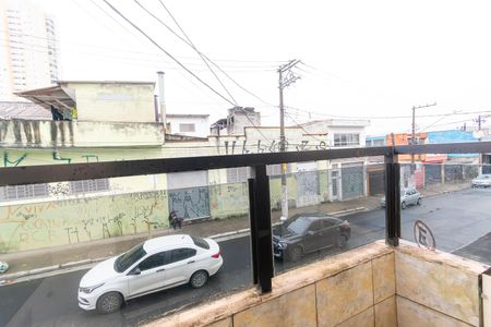 Casa à venda com 210m², 6 quartos e 1 vaga Casa à venda com 210m², 6 quartos e 1 vagaQuarto 3 - Varanda