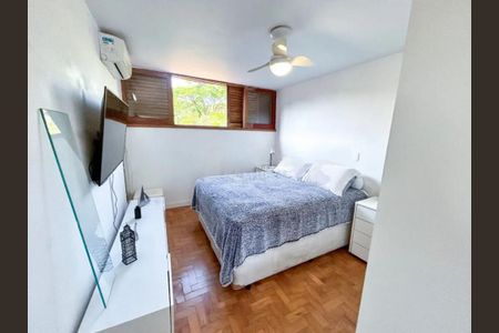 Casa à venda com 3 quartos, 350m² em Jardim Marajoara, São Paulo